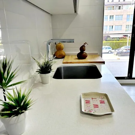 Holibai, Bon Xeito, Moderno Y Comodo Apartment Baiona